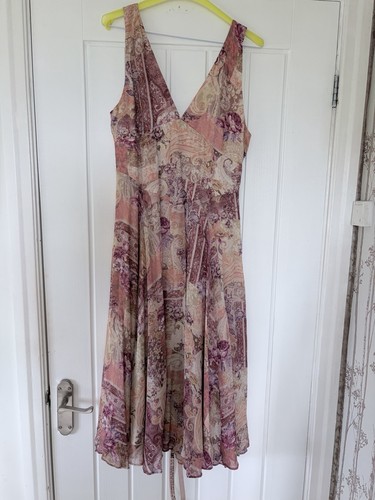 Gorgeous house dress - house, cb