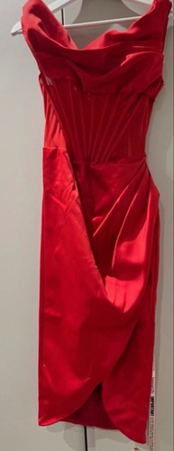 Red dress size house - red,