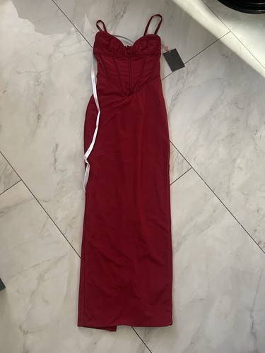 Bnwt house shani red - of,